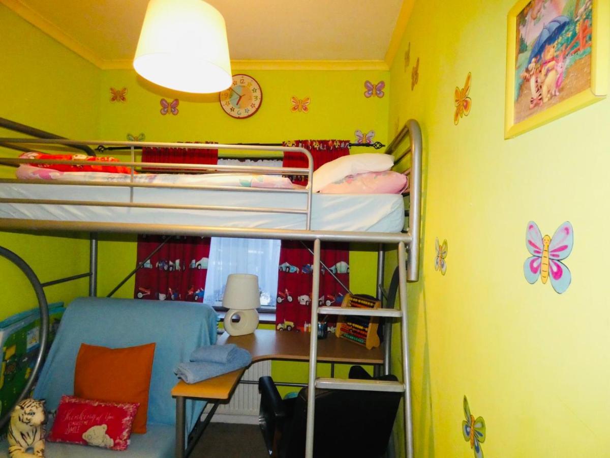Spacious 3 Bed House With Parking & Good Transport South Norwood Eksteriør billede