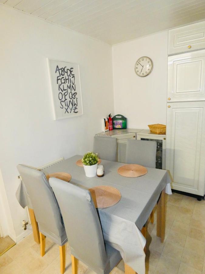 Spacious 3 Bed House With Parking & Good Transport South Norwood Eksteriør billede
