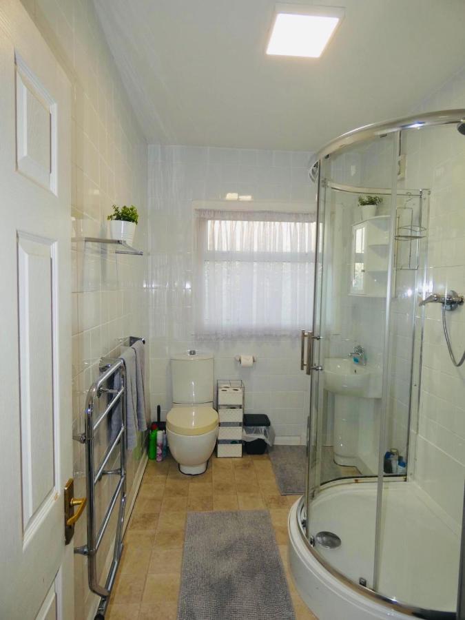 Spacious 3 Bed House With Parking & Good Transport South Norwood Eksteriør billede